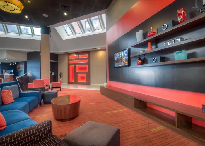Courtyard By Marriott Hotel