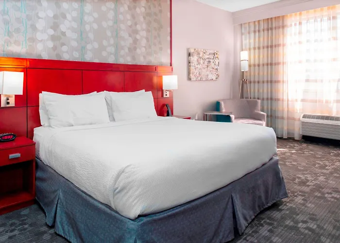 Hotel Courtyard By Marriott 2*