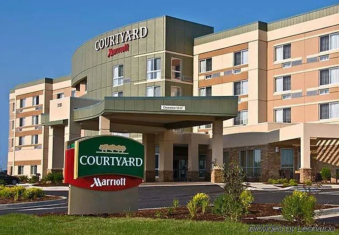Hotel Courtyard By Marriott